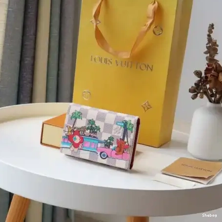 2110DJ0055 LV Bag 0713